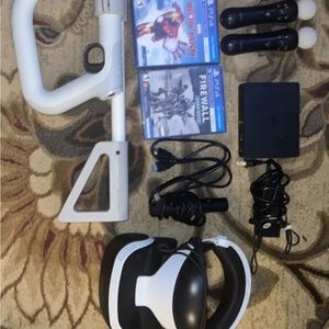 PlayStation VR Headset bundle- Excellent Condition!